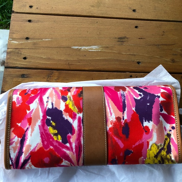 Francis Valentine Clutch Purse - Picture 5 of 6